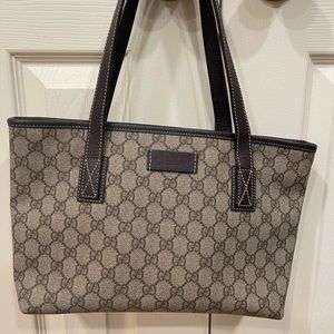 AUTHENTIC GUCCI SMALL TOTE